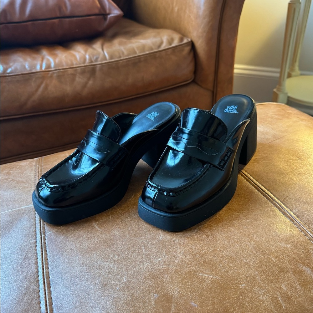 NWOT Black Leather Backless Square Heeled Mule/ Clog